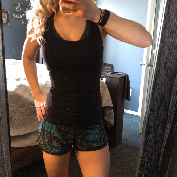 lululemon athletica Tops - Lululemon size 2 black